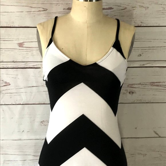 Alloy Apparel Audrey Chevron Maxi Dress - Picture 4 of 6